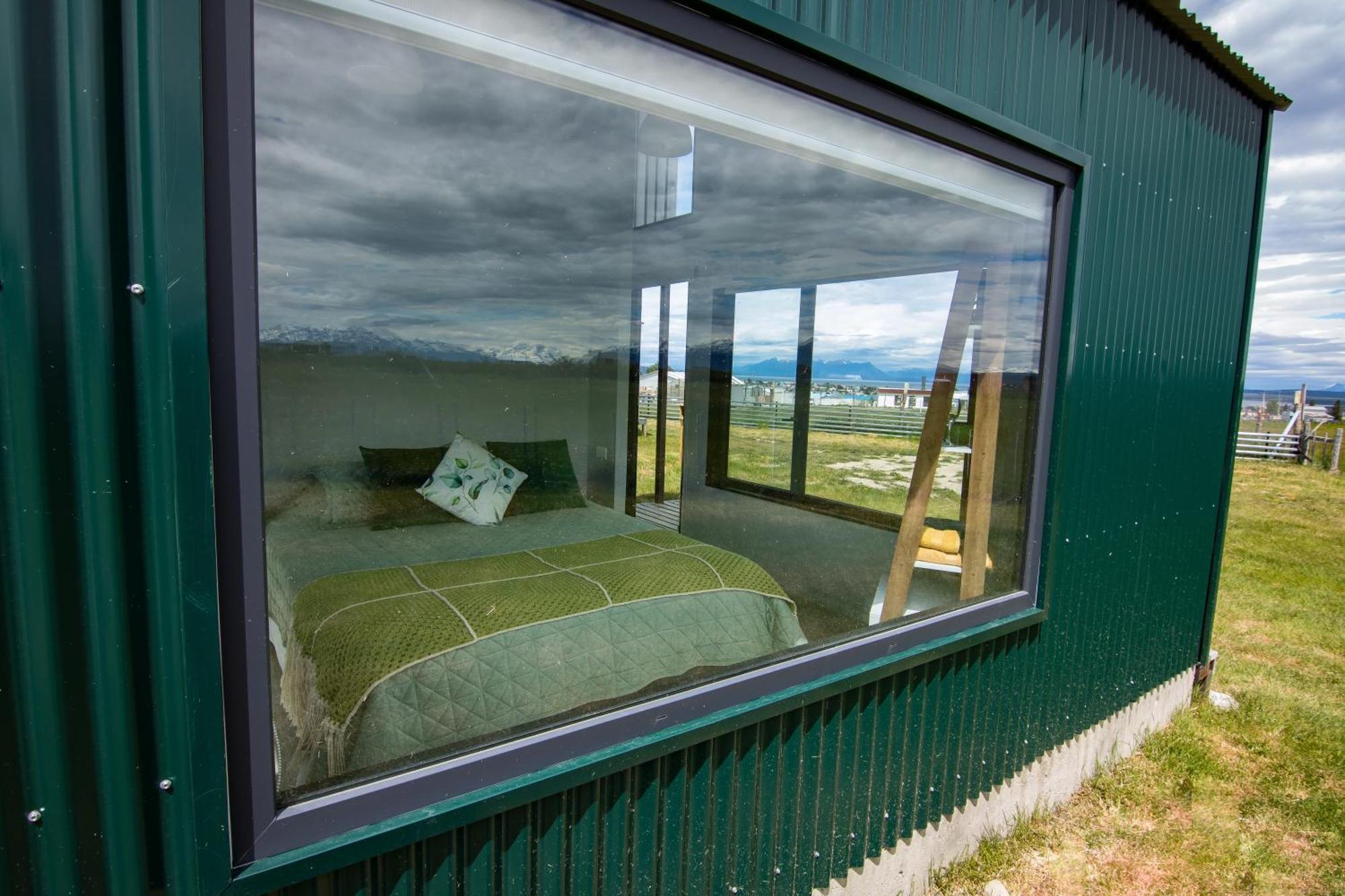 Cabana Julian Elias Verde Puerto Natales Exterior photo